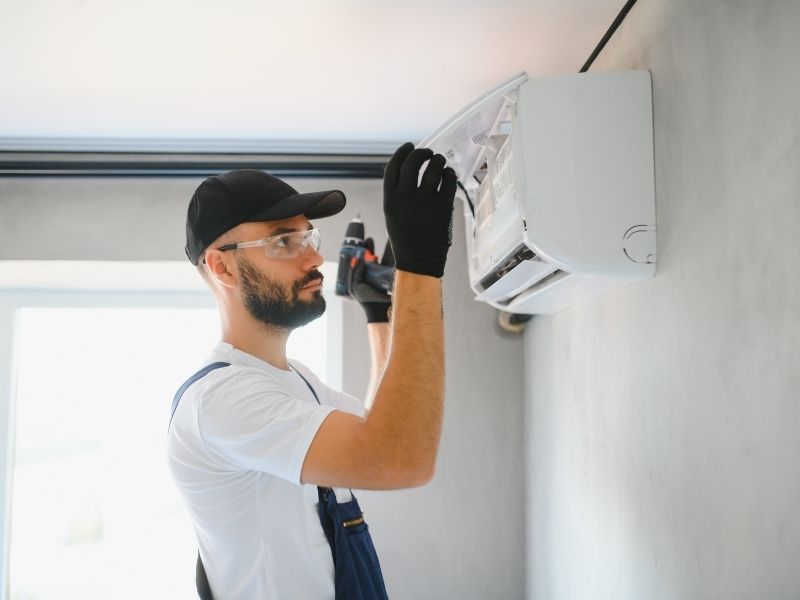 How Coastal Air Affects Your Ductless AC System in Sea Island, GA